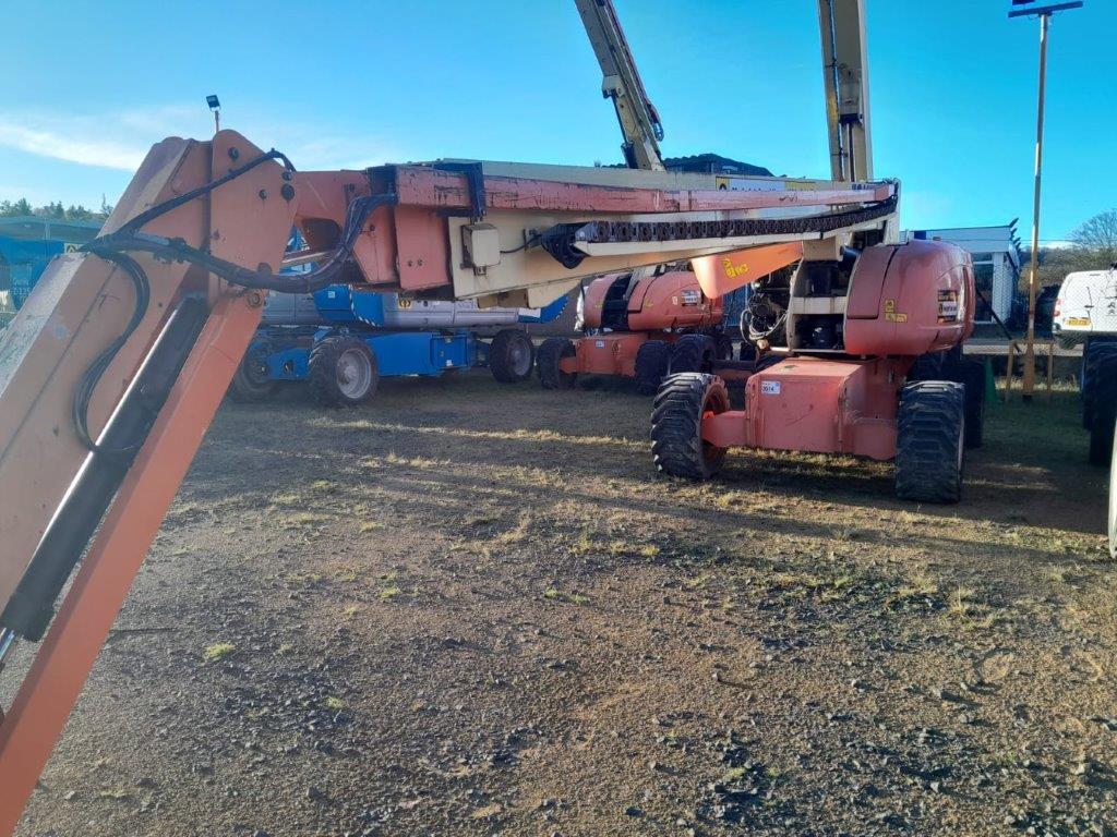 Sold - Articulated Boom Lift - View 2